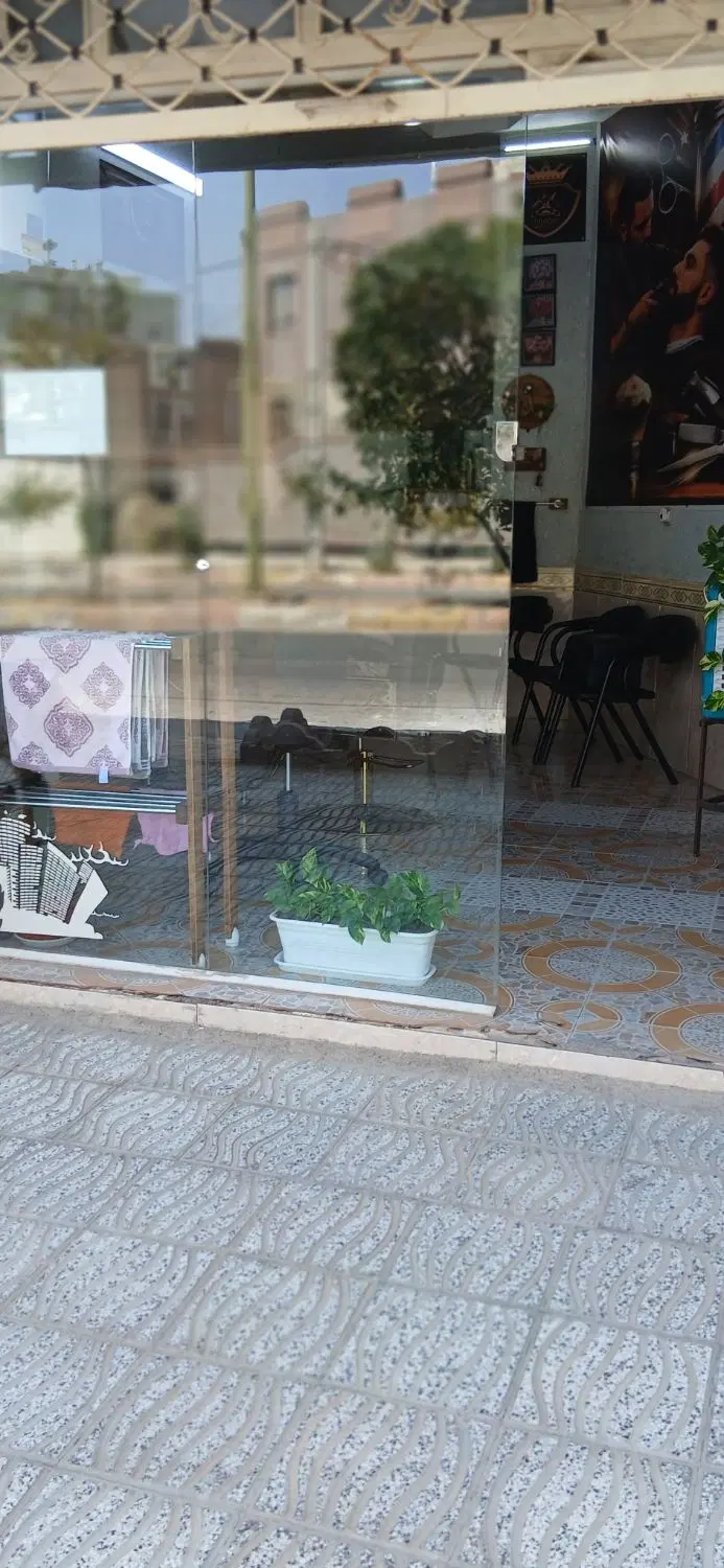 یک باب مغازه 16.5متری