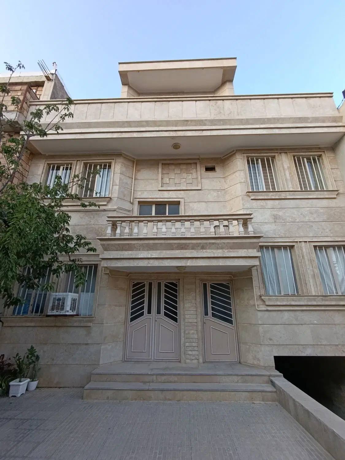 فروش خانه مسکونی