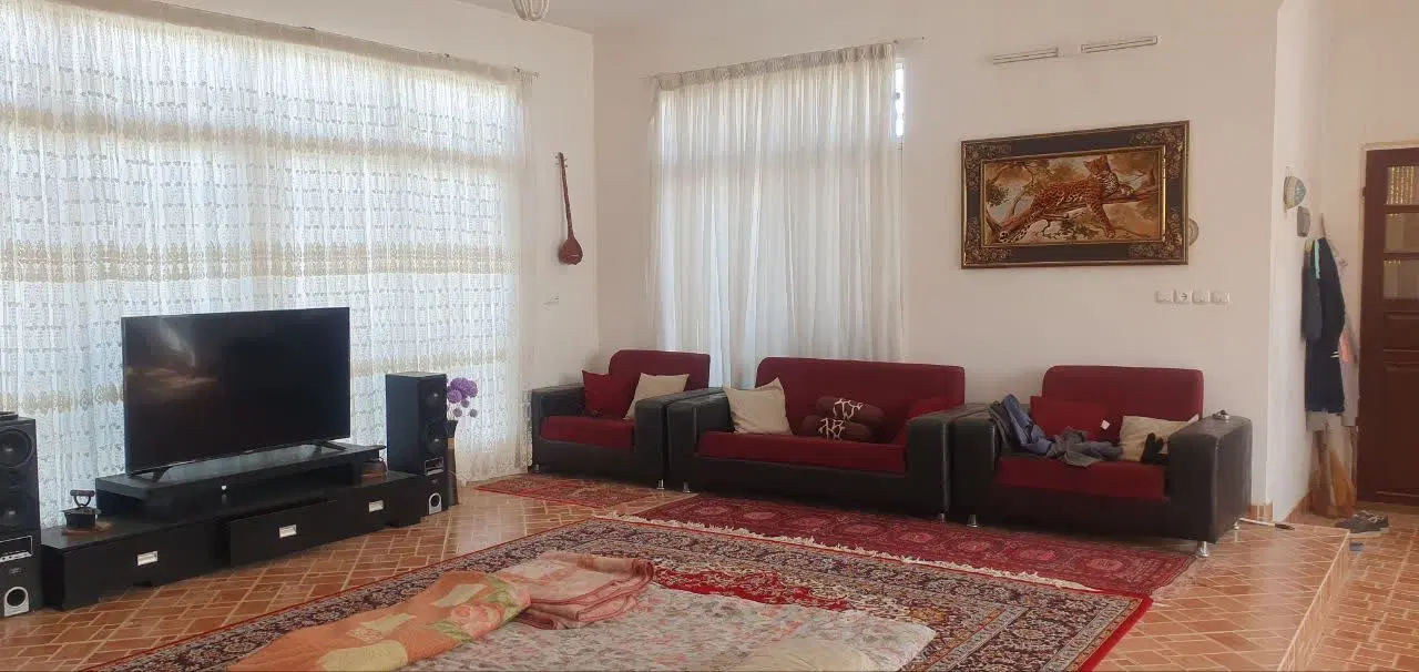 فروش باغ ویلا ۱۲۰۰ متر با ۱۶۰ متر زیربنا