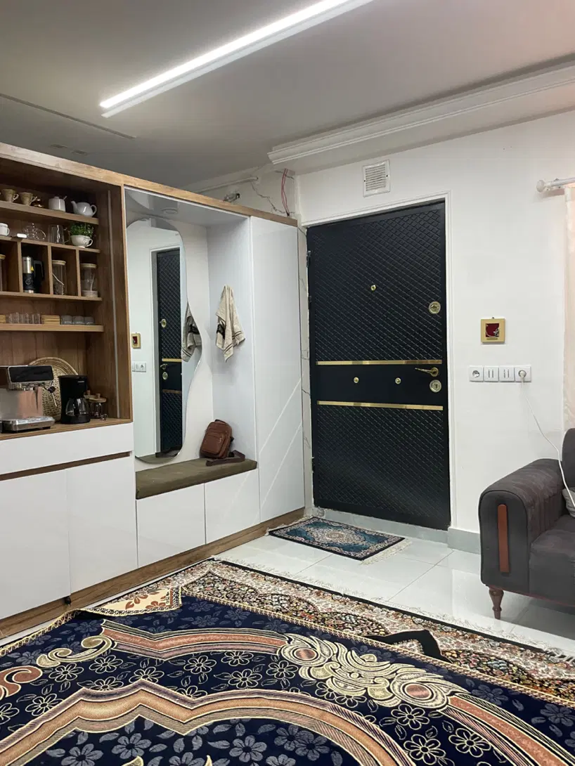 فروش ملک تجاری و مسکونی ۳ واحد و دو مغازه درلین ۱۵