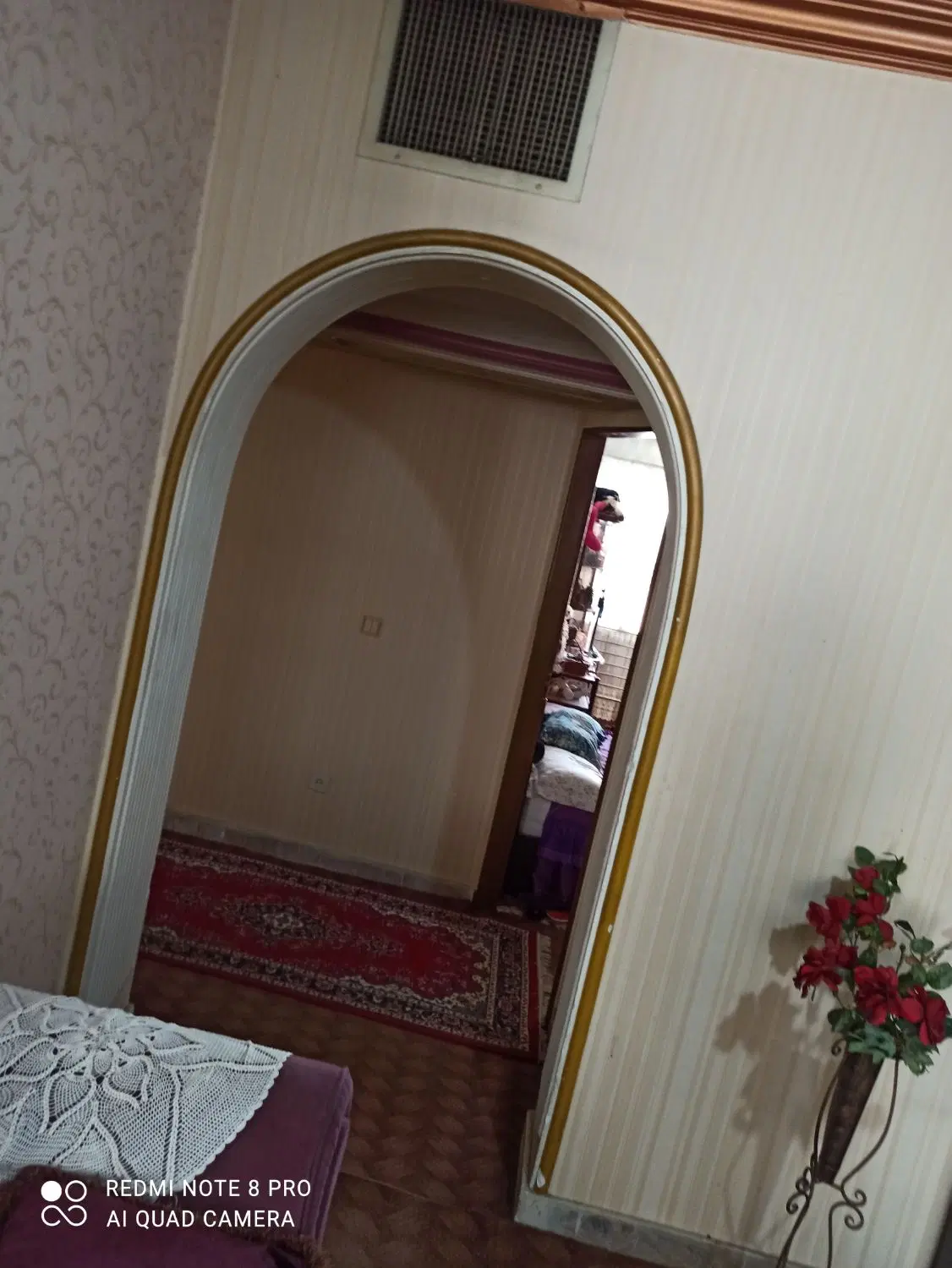 یک واحد آپارتمان بزرگ و خوش قیمت