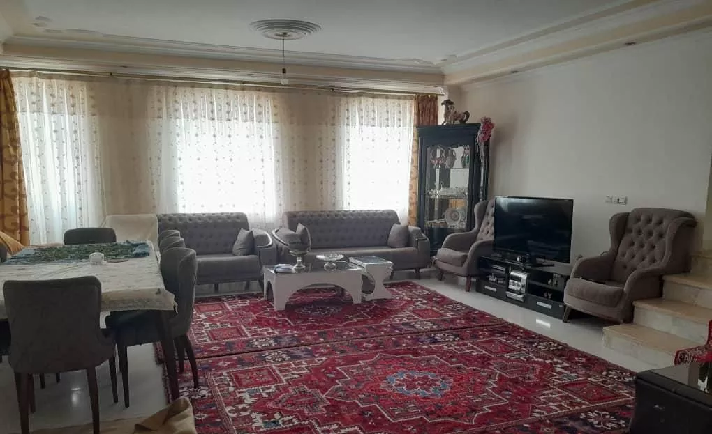 بهداری حیاط۲۰۰متر(گلبادشیخ تپه خیام‌دانشکده مهدوی)