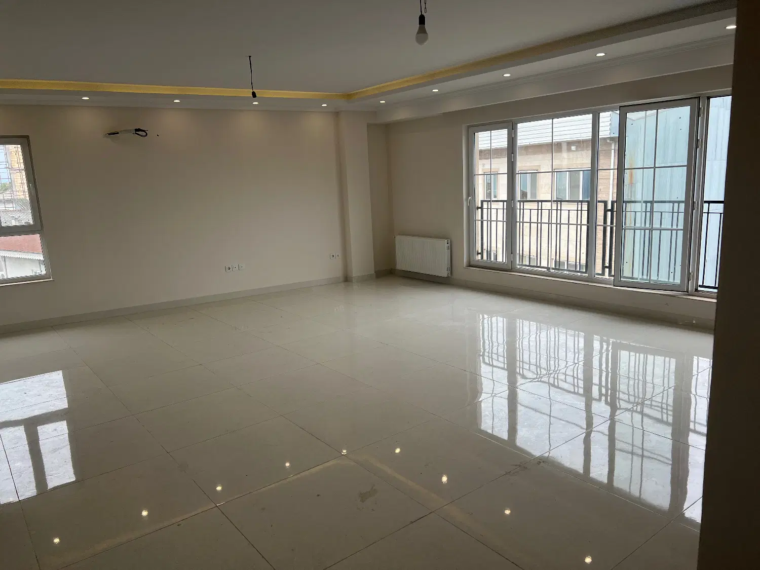 اپارتمان خوش ساخت مطهری ۲خواب۱۲۰متری