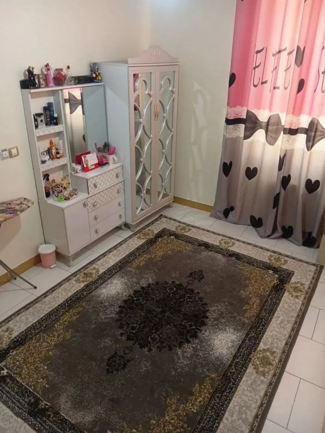 همایون ویلا خ محراب