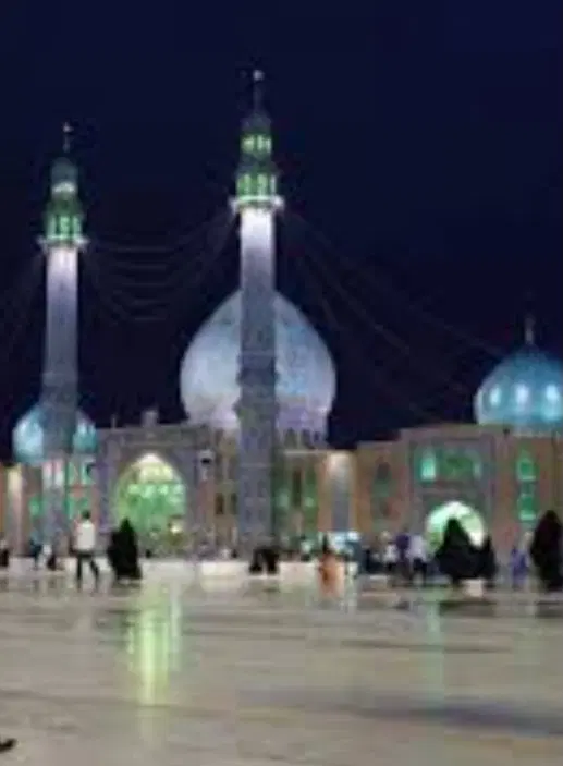 زمین ۱۵۰متری در جمکران با سند تکبرگ بنام