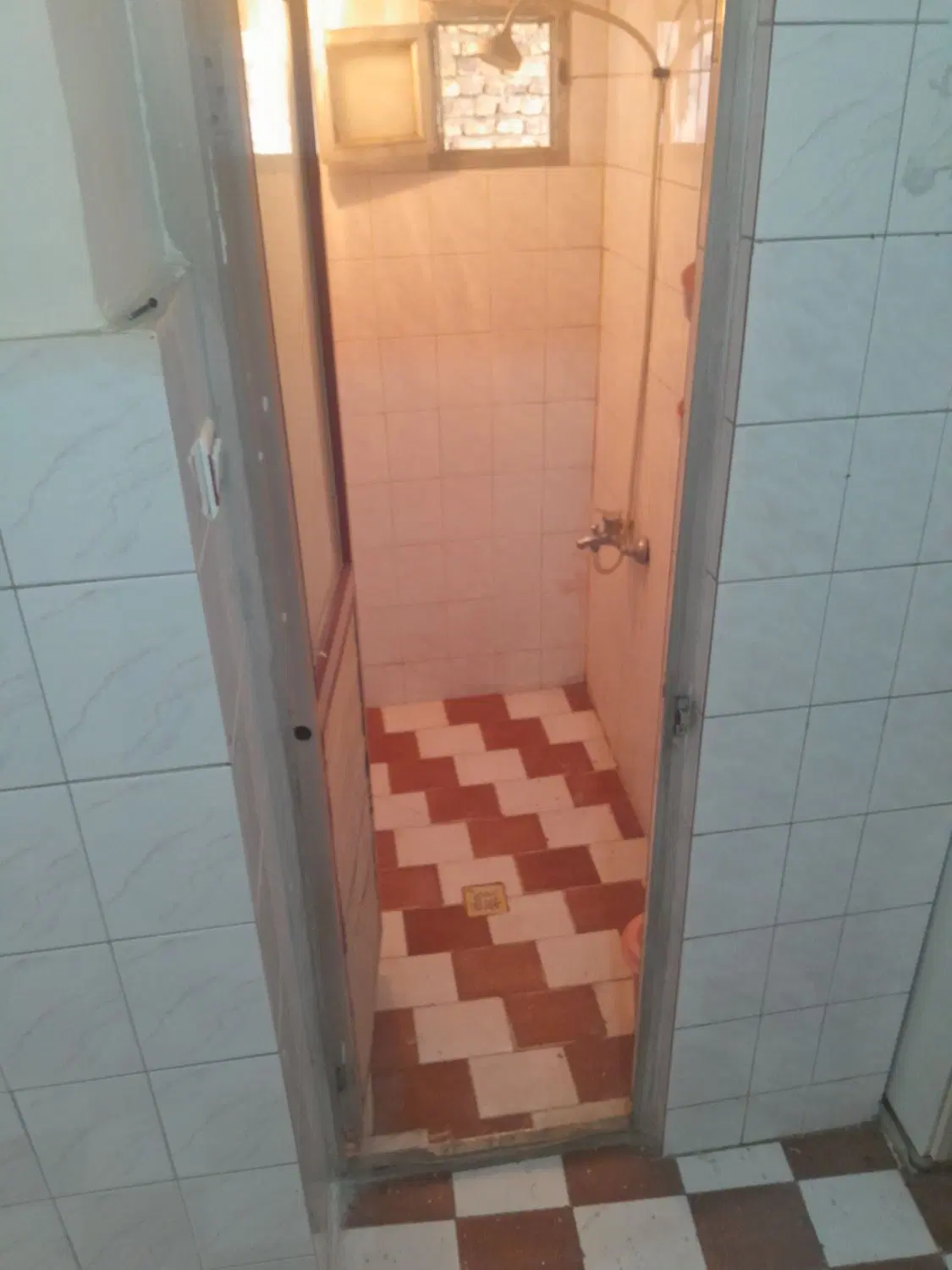 اجاره خانه راه جدا با تمام امکانات نبش خیابان