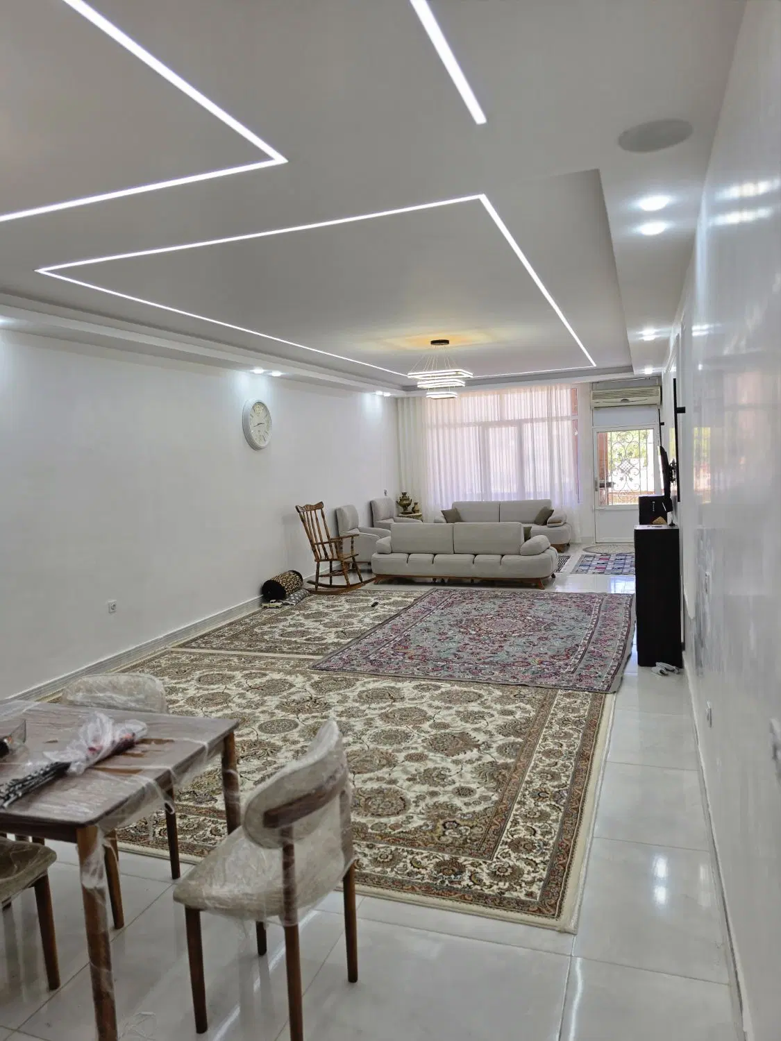 خانه ۱۰۰متری ۳طبقه دولت آباد