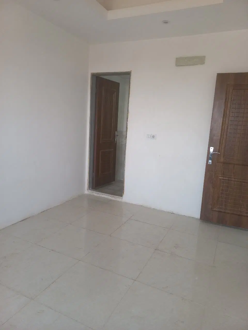 آپارتمان با سند اداری