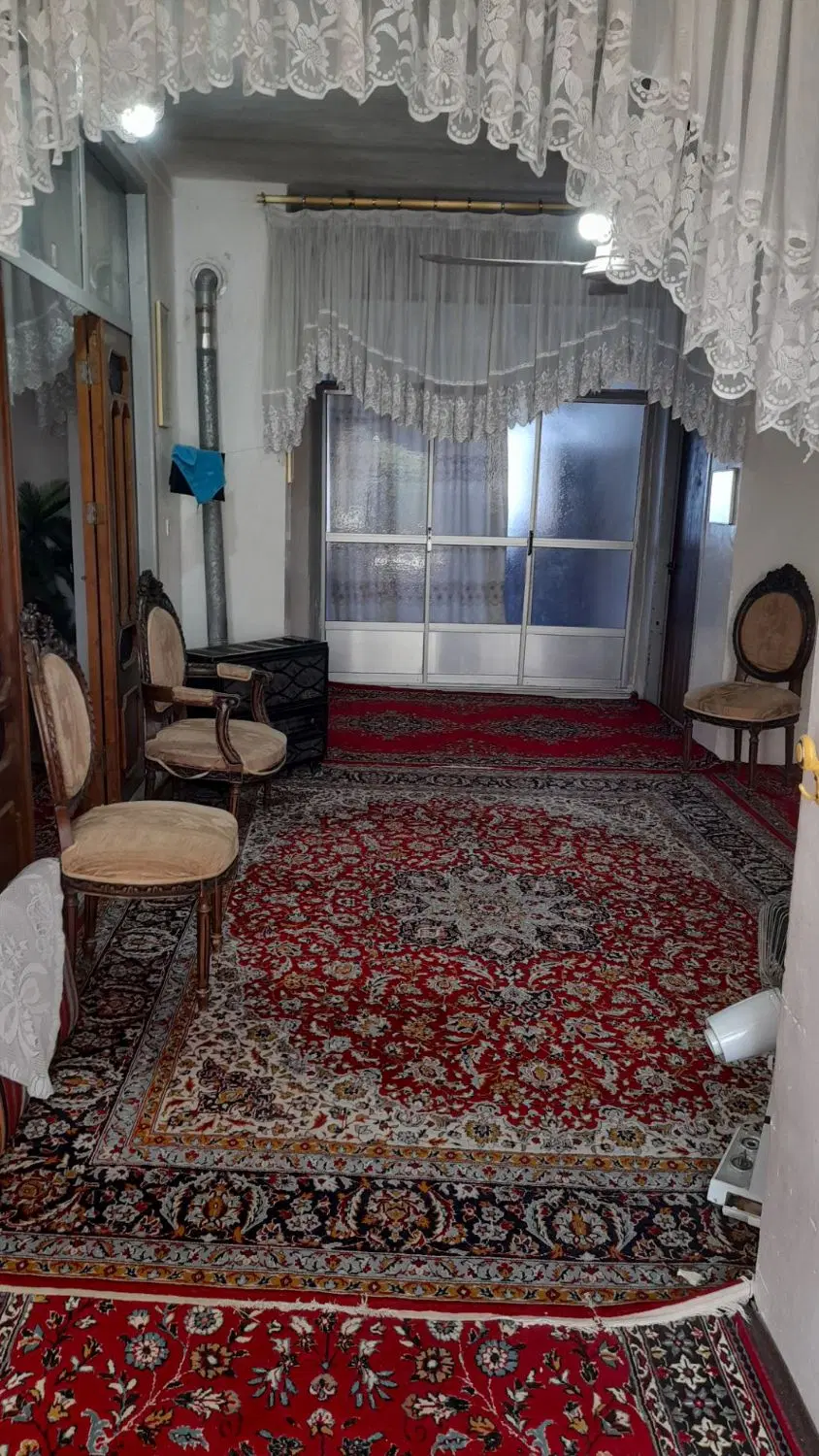 اجاره ویلایی جدا و زیر زمین جدا با لوازم فقط ۶ ماه