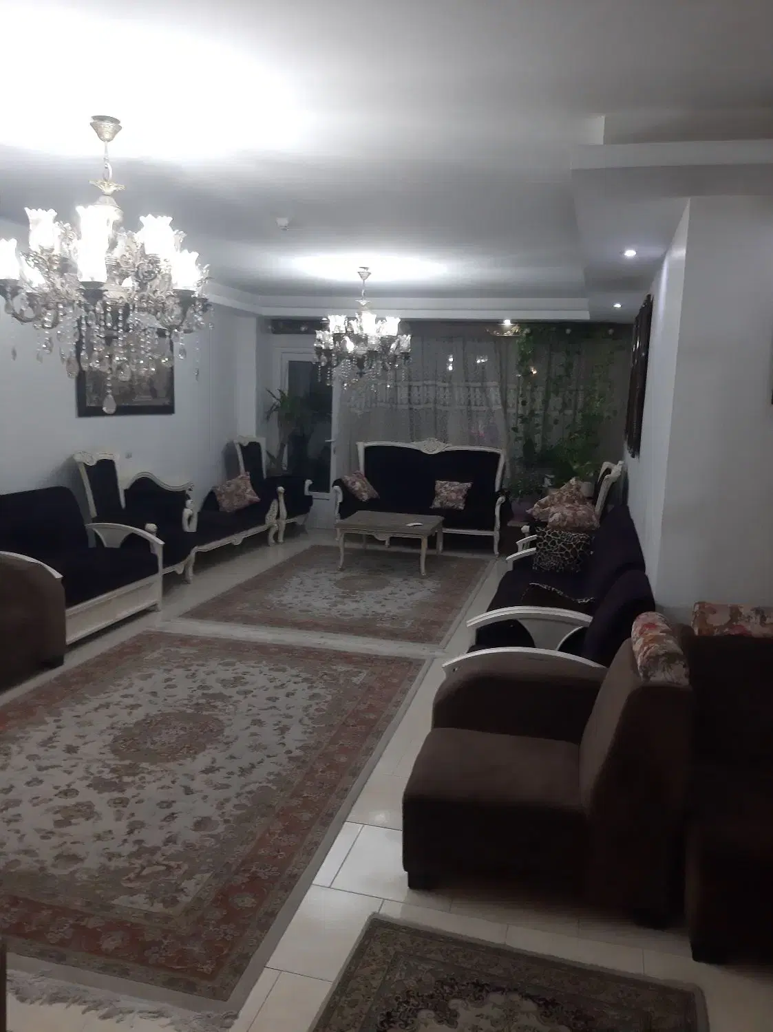 رهن آپارتمان ۱۳۵ متری   احسان