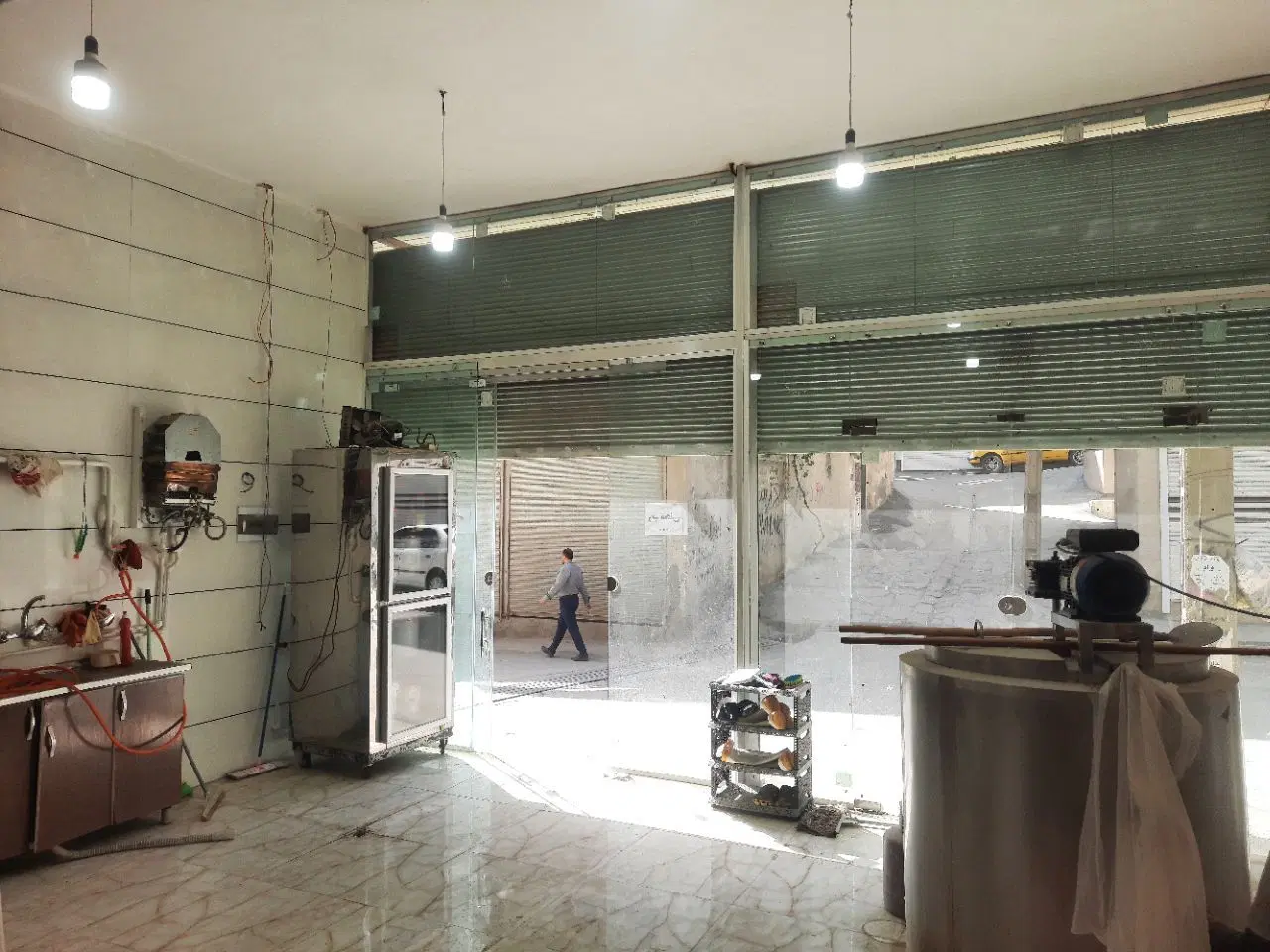 اجاره مغازه خیابان اصلی اصاوله
