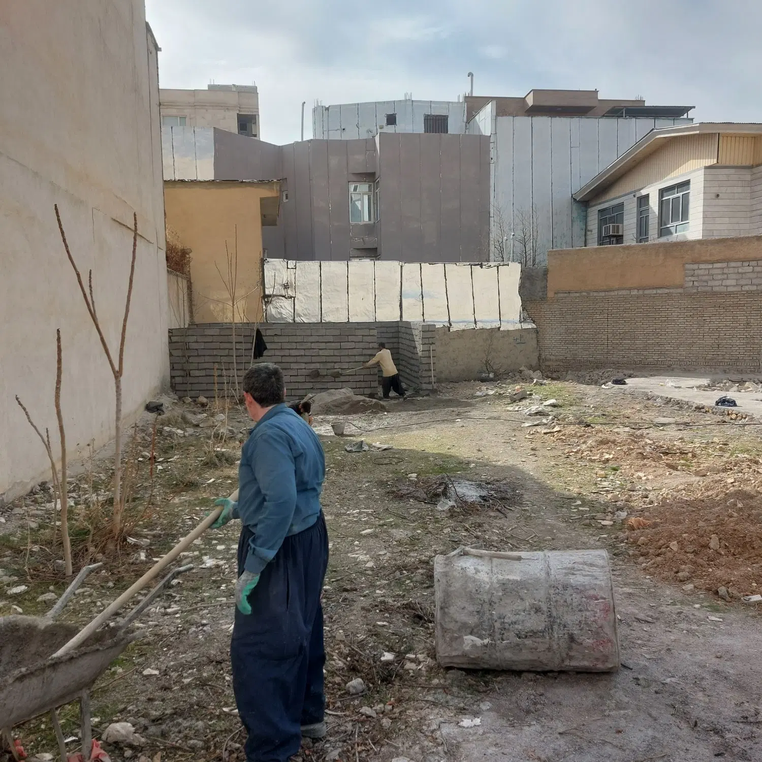 زمین کلنگی در بهترین نقطه شهر