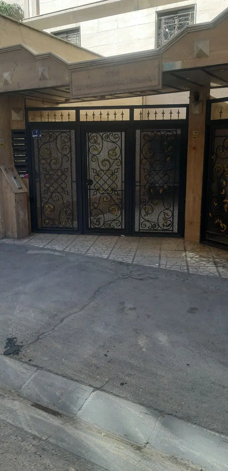 آپارتمان ۴۵ متری با آسانسور و پارکینگ