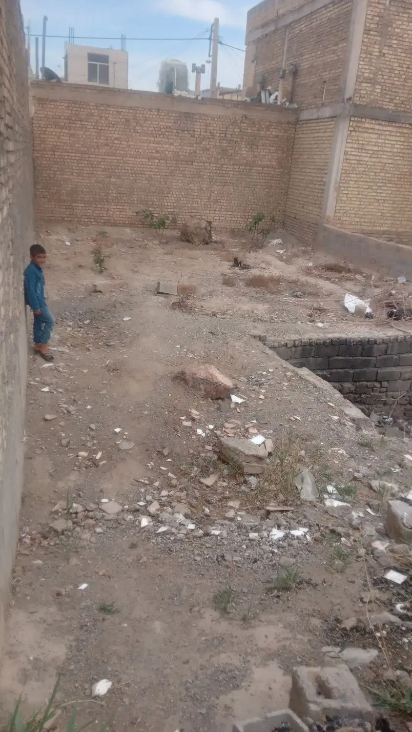 ۱۶۱متر زمین مسکونی