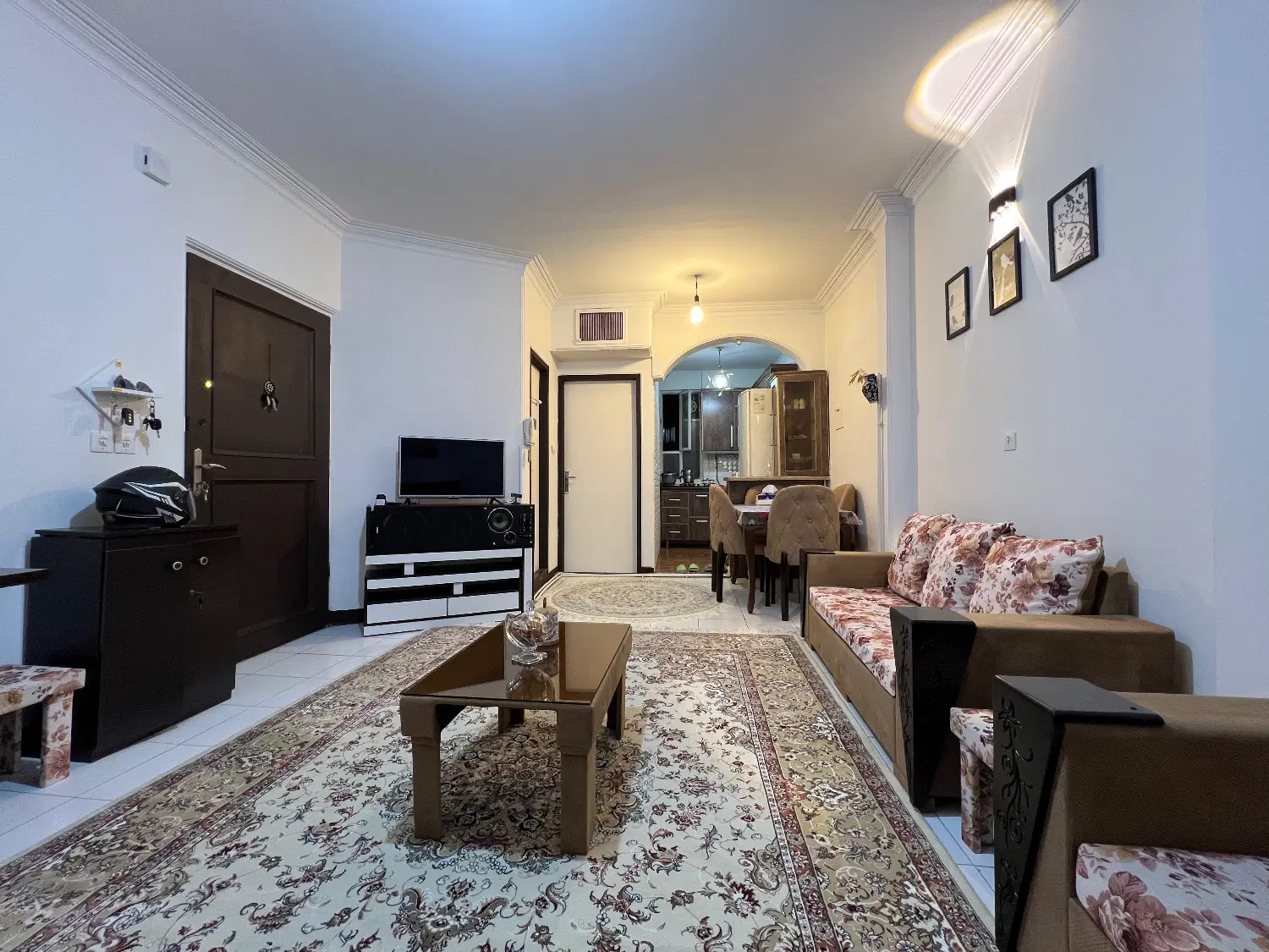 ۴۲ متر_ ۲ پارکینگ اختصاصی_ سرباز