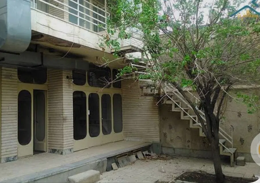 فروش ویلایی کلنگی ۲۲۵متری طالقانی