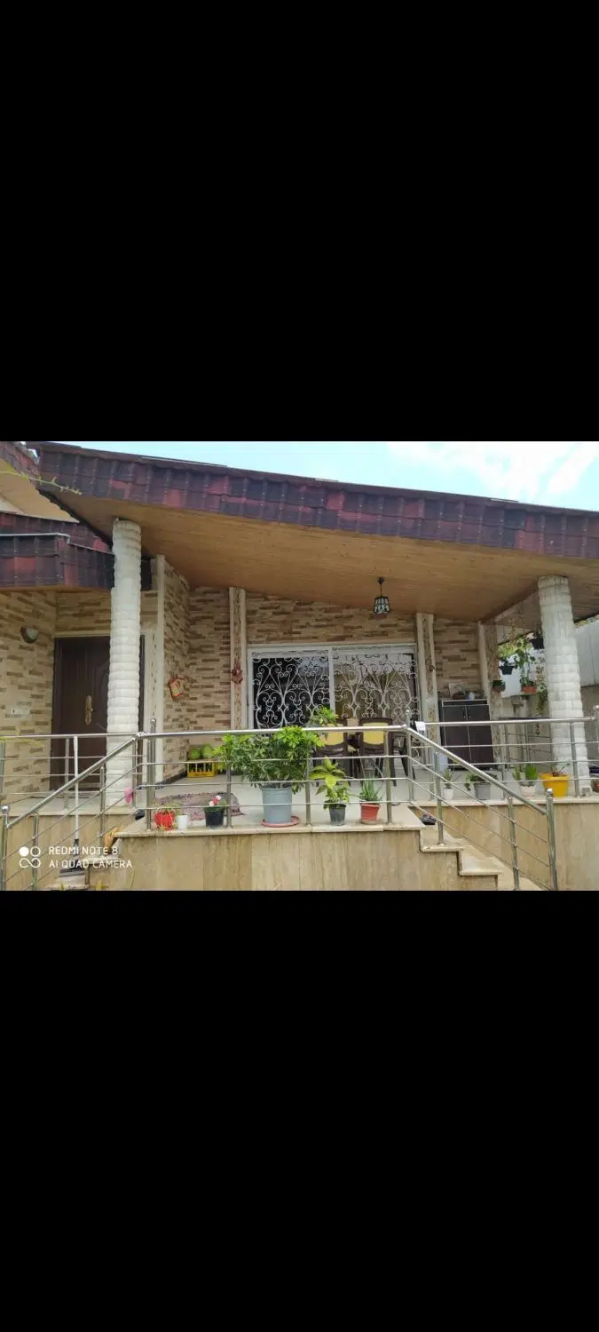ویلایی ۵۵۰ متری با بنای ۳۵۰ متری متل قو سلمانشهر