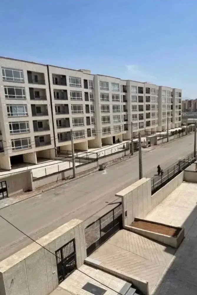 نیک پی سرا