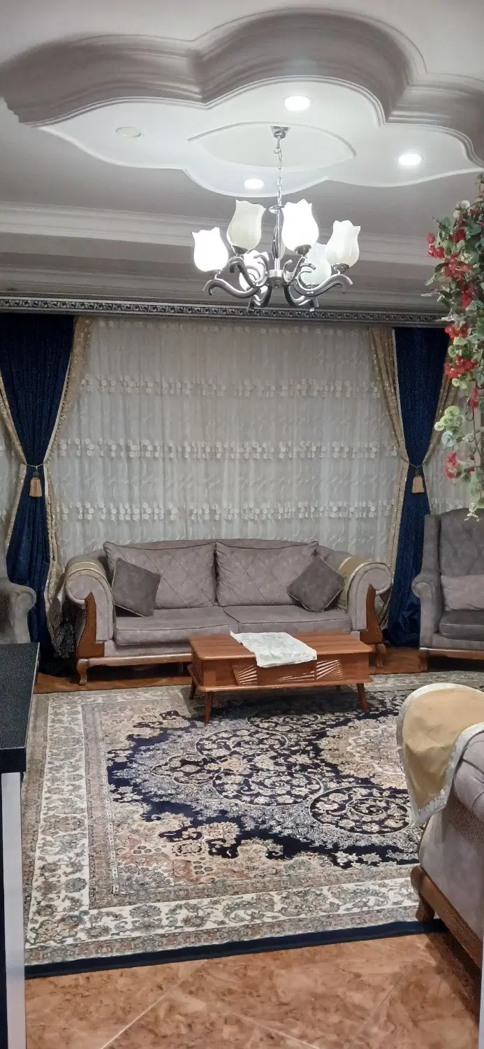 اپارتمان در خیابان الزهرا ماهدشت