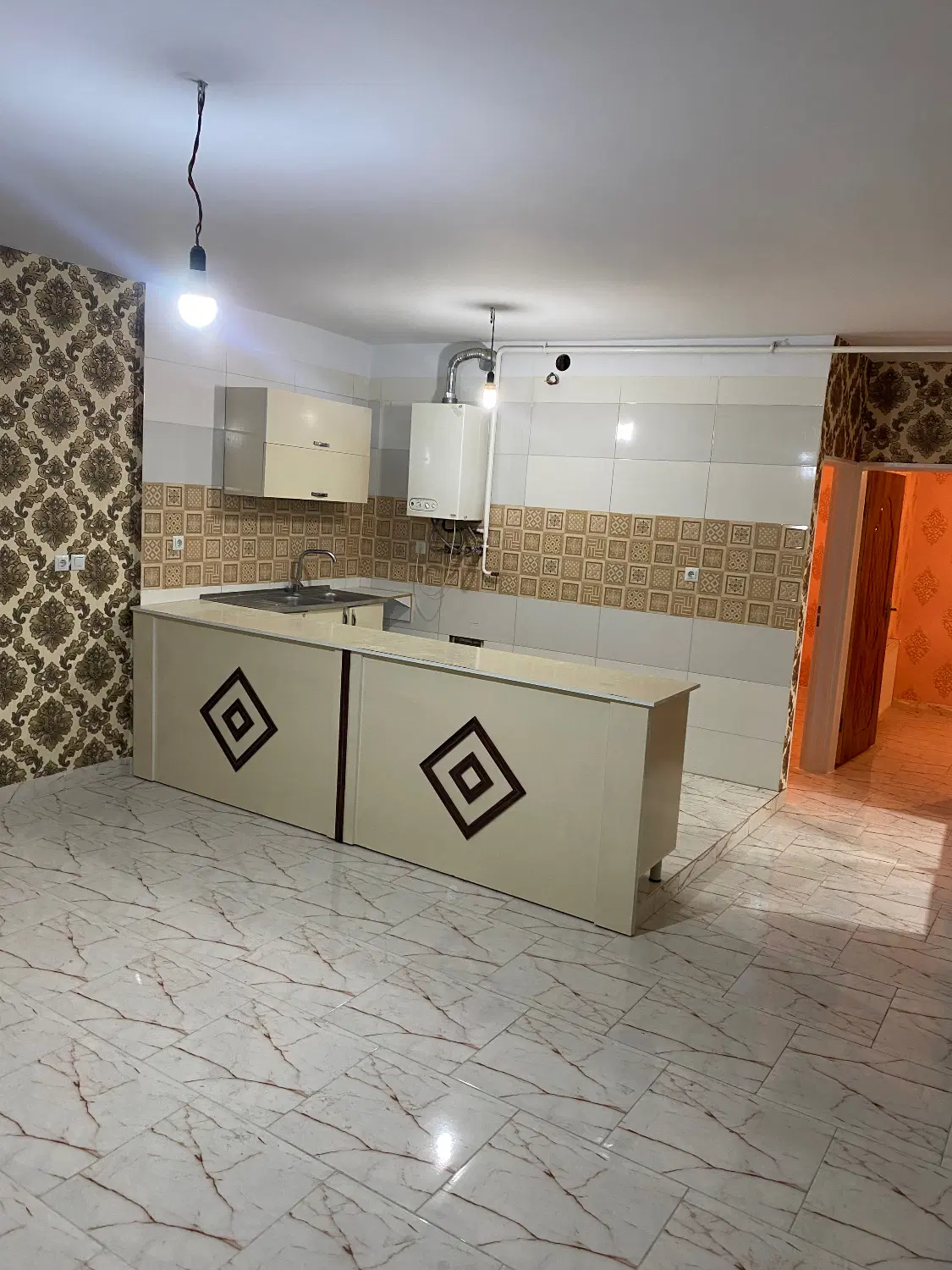 آپارتمان ۸۰ متری در خ توکلی
