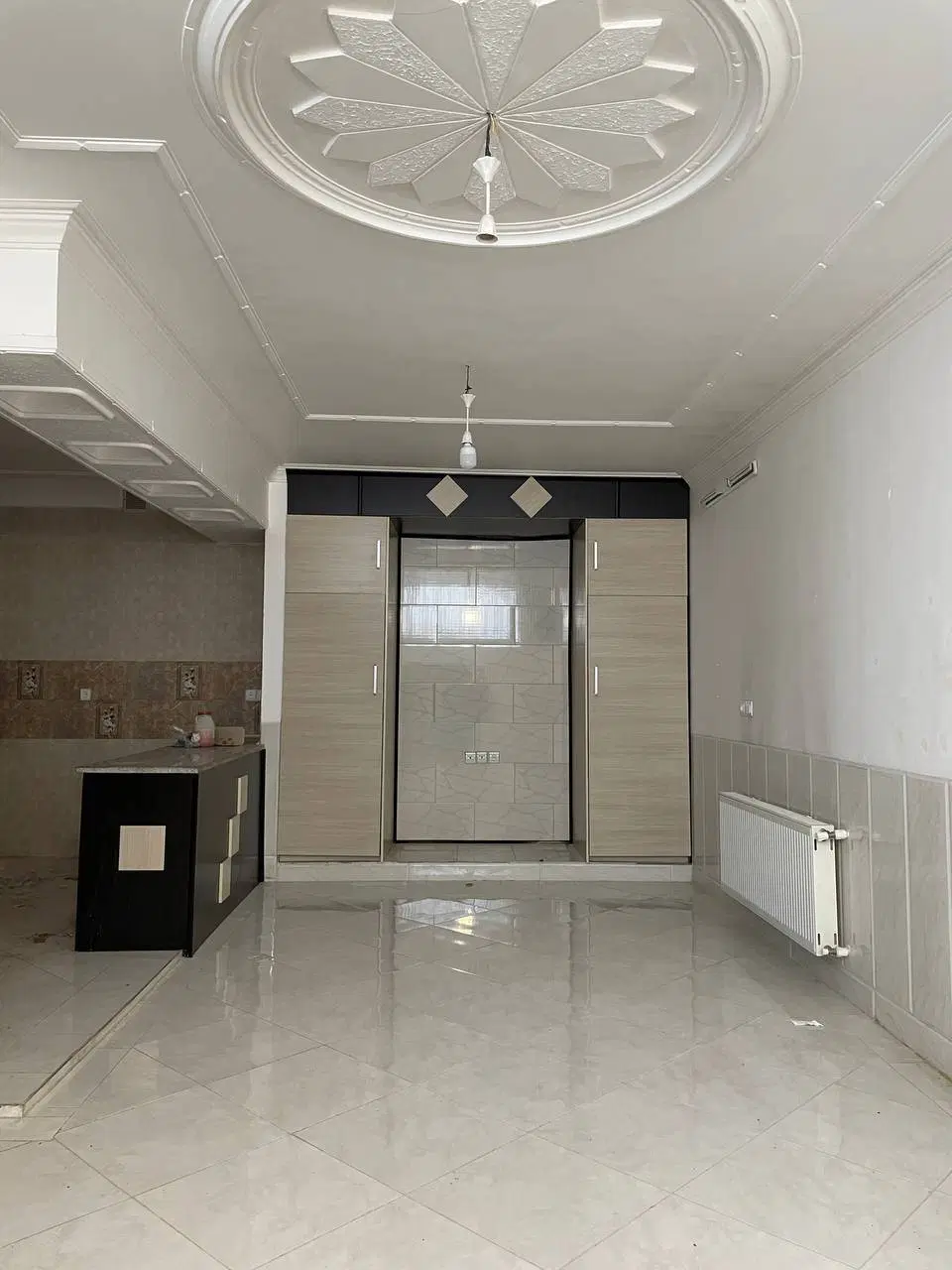 طبقه پایین ۹۵ متری دو خواب  بلوار فضیلت