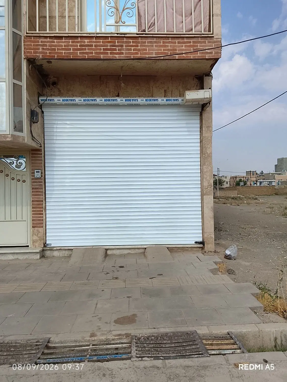 مغازه ۶۸ متری