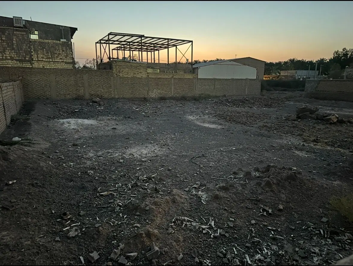 زمین ۴۰۰ متری مناسب تعمیرگاه، خیابان کمیل، بم