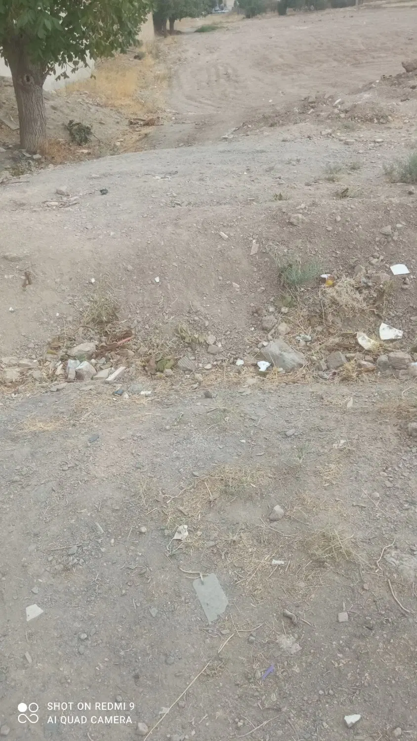 زمین قهاوند روبروی مسجد جامع دو بر قیمت توافقی