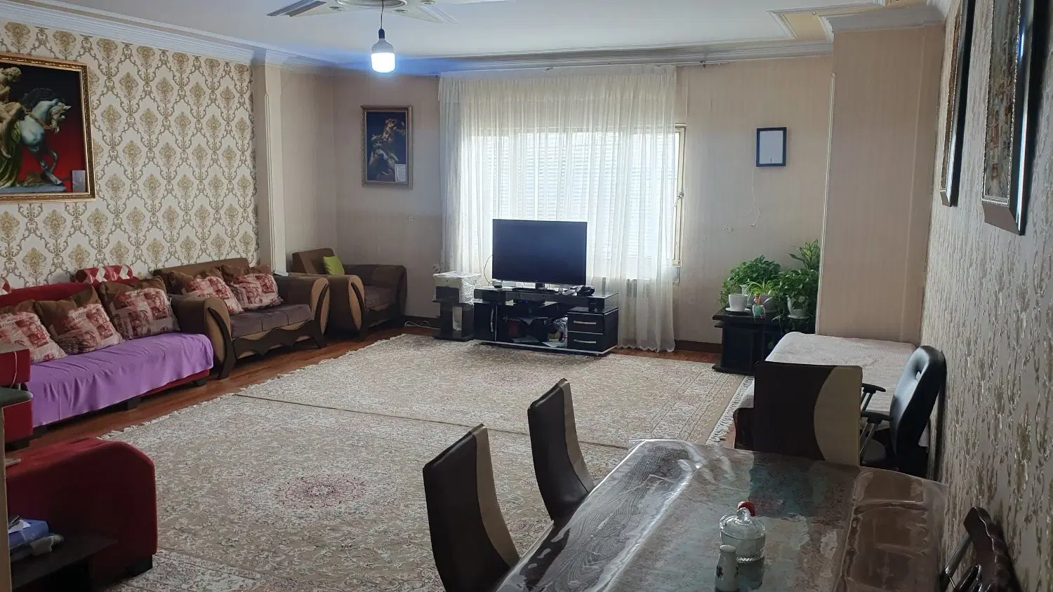 ۸۱ متری گلها پارکینگ سندی
