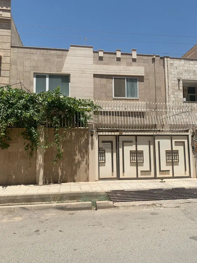 دوطبقه خانه کارگر