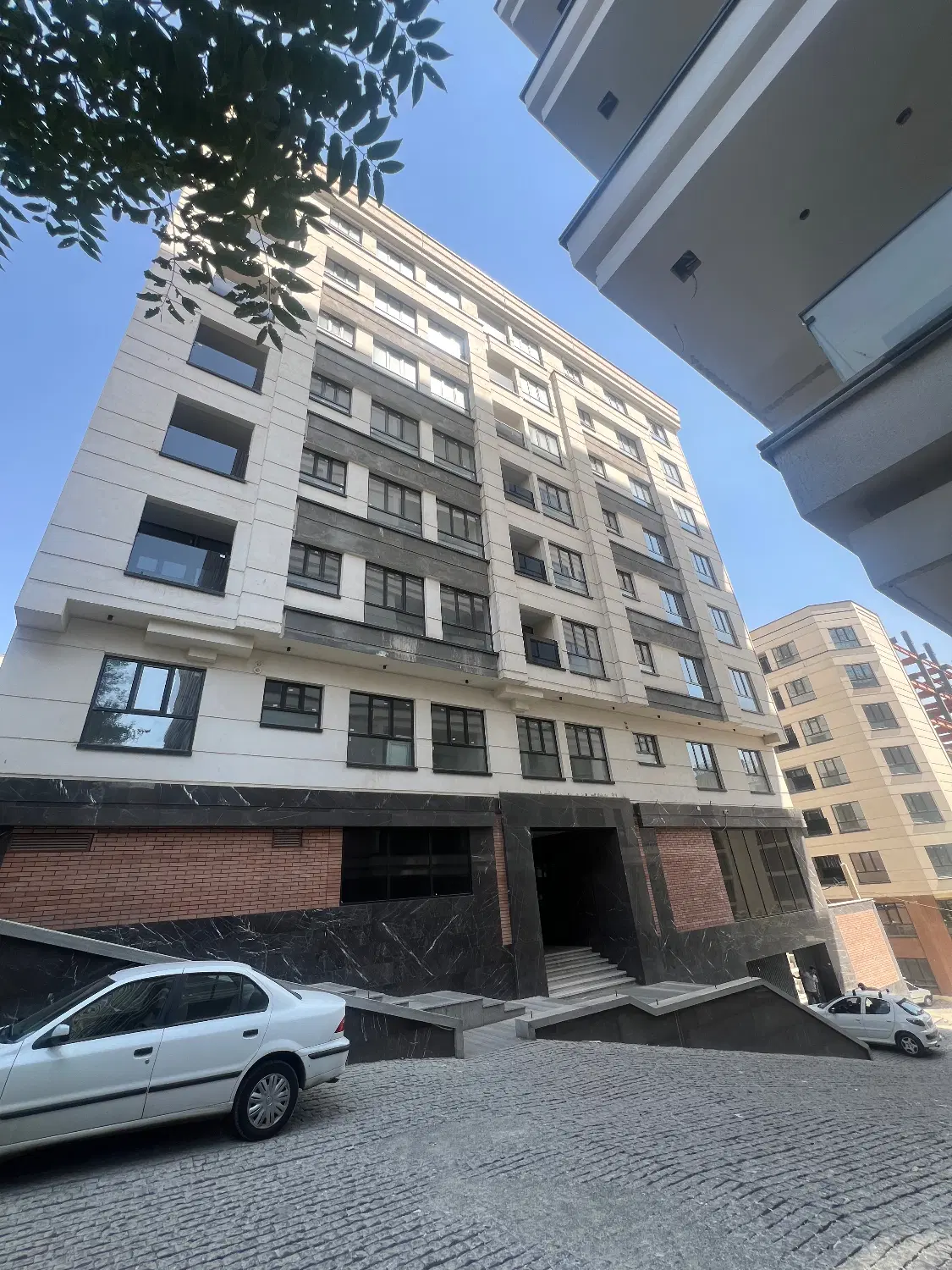 اپارتمان ۹۰ متری فول امکانات