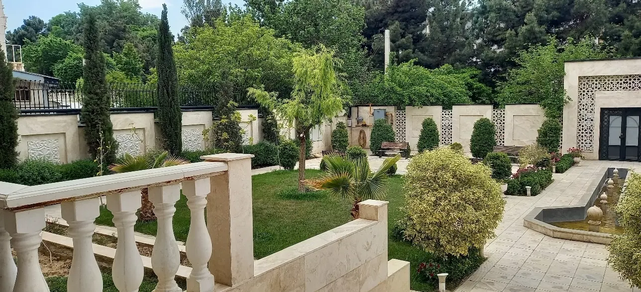 واحد ۲۲۰  متری  خوش نقشه پلان تفکیکی نما مدرن