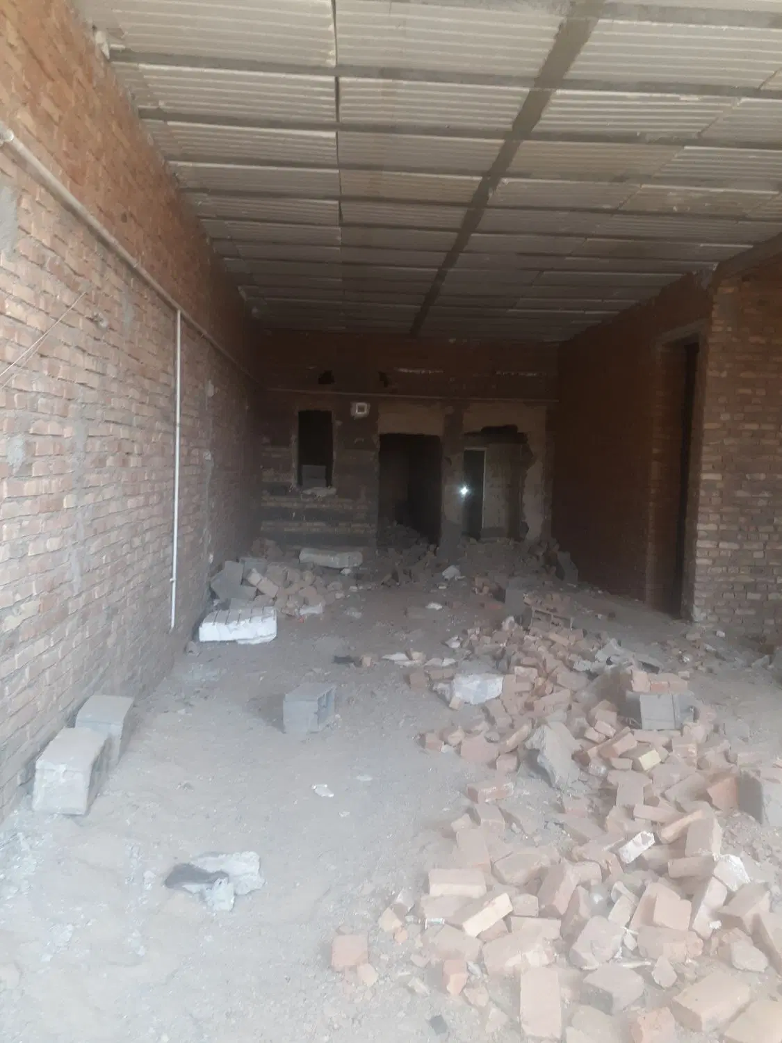 خانه واقع در کشاورز