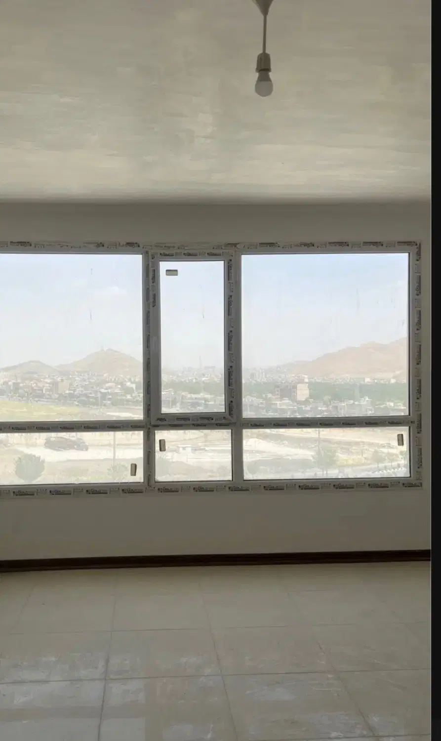 آ‌پارتمان کلید نخورده مجتمع پرنیان
