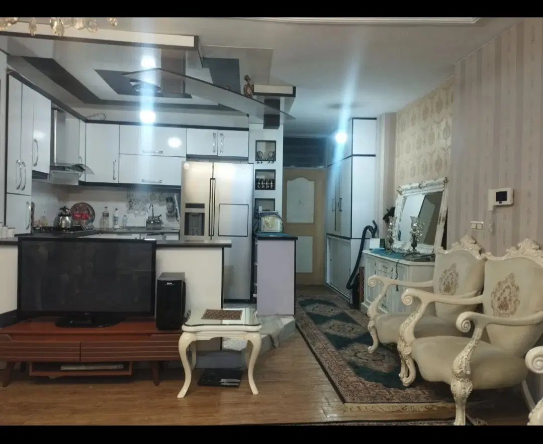 ۷۳متر_پارکینگ سندی_تاپ لوکیشن_مشاعات و واحدبازسازی