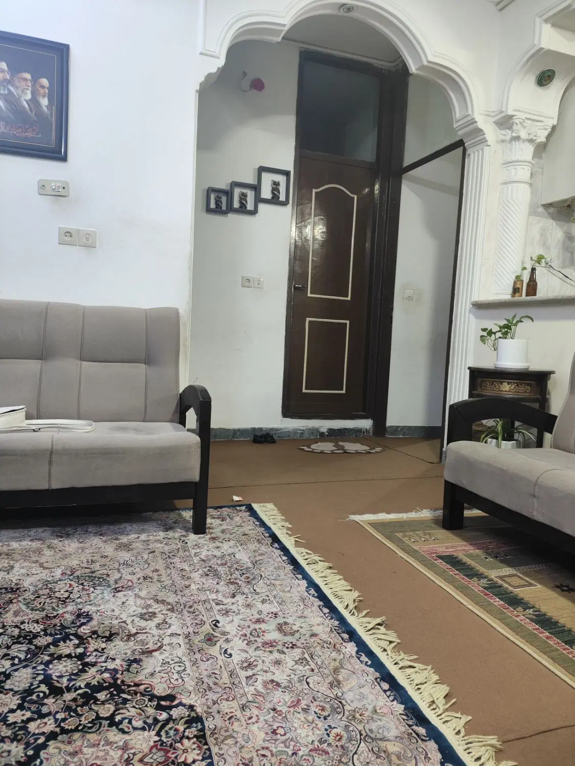 واحد فروشی