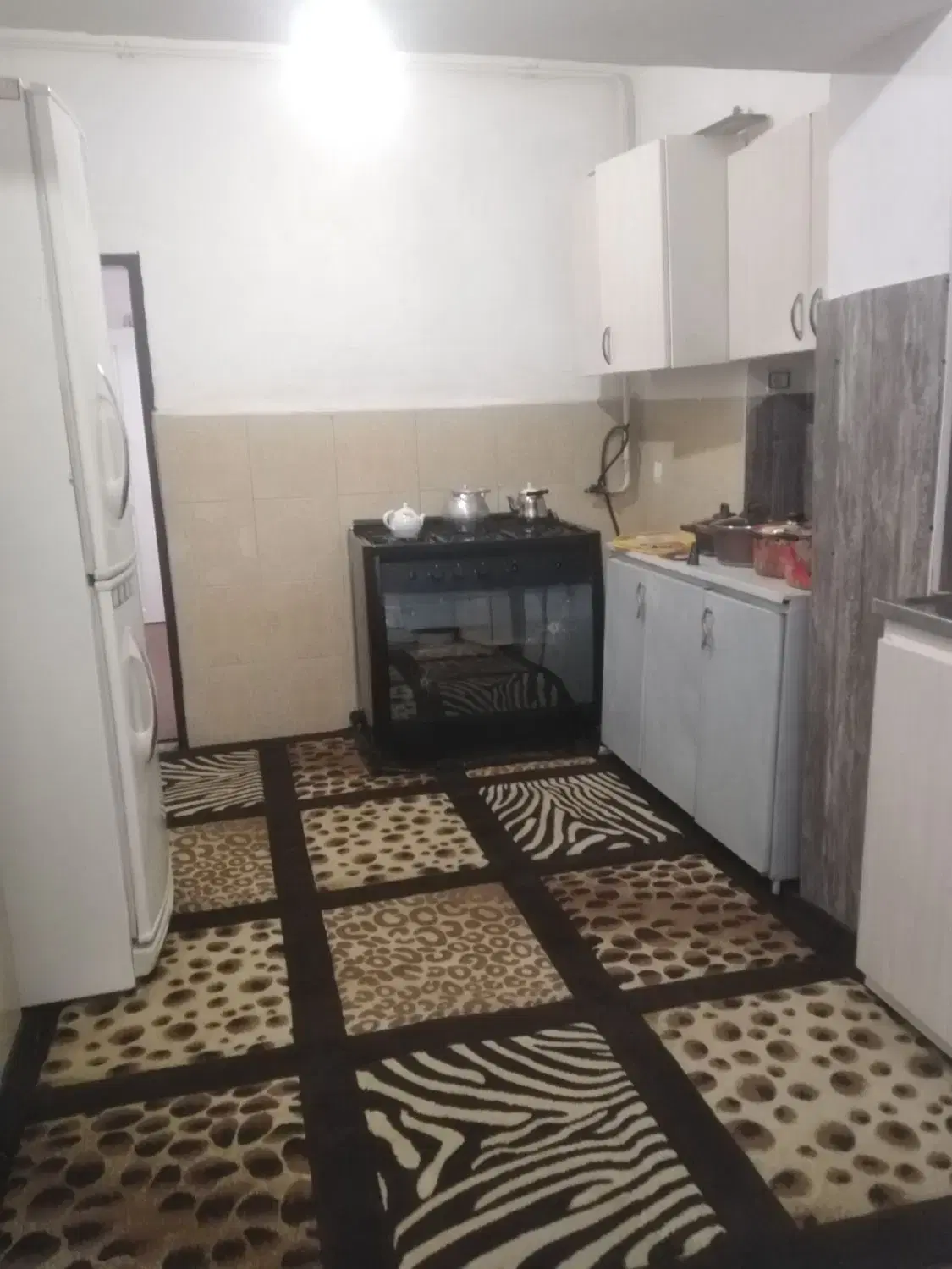 اجاره با وسایل وبدون وسایل نزدیک چهار راه وکیل