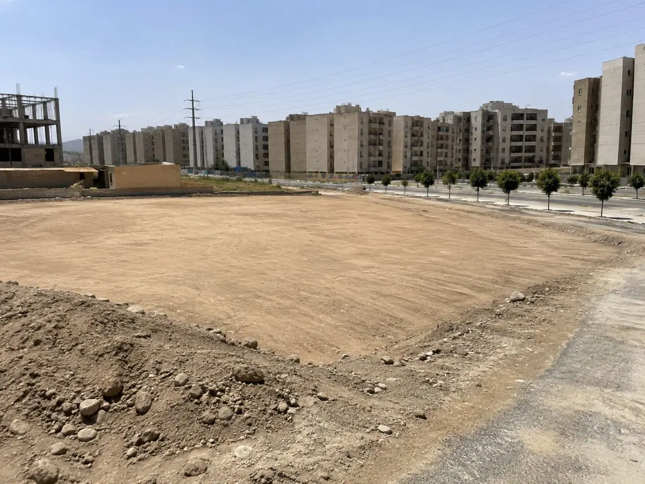 زمین سند دار ۲۵۰ متری