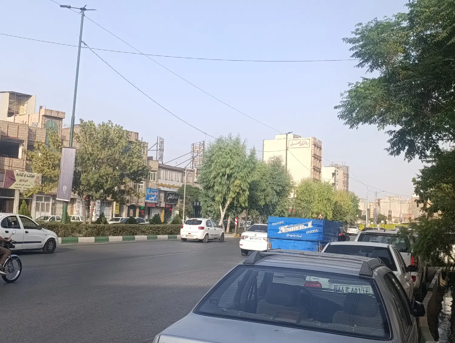 زیرزمین دونبش تجاری بر جمهوری