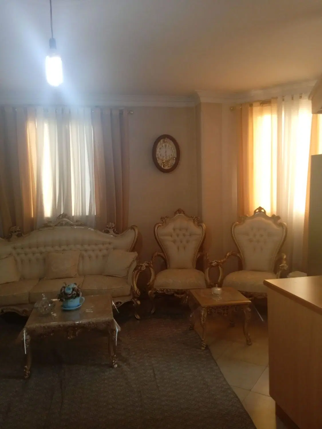 اجاره واحد 65متری پارکینگ دار