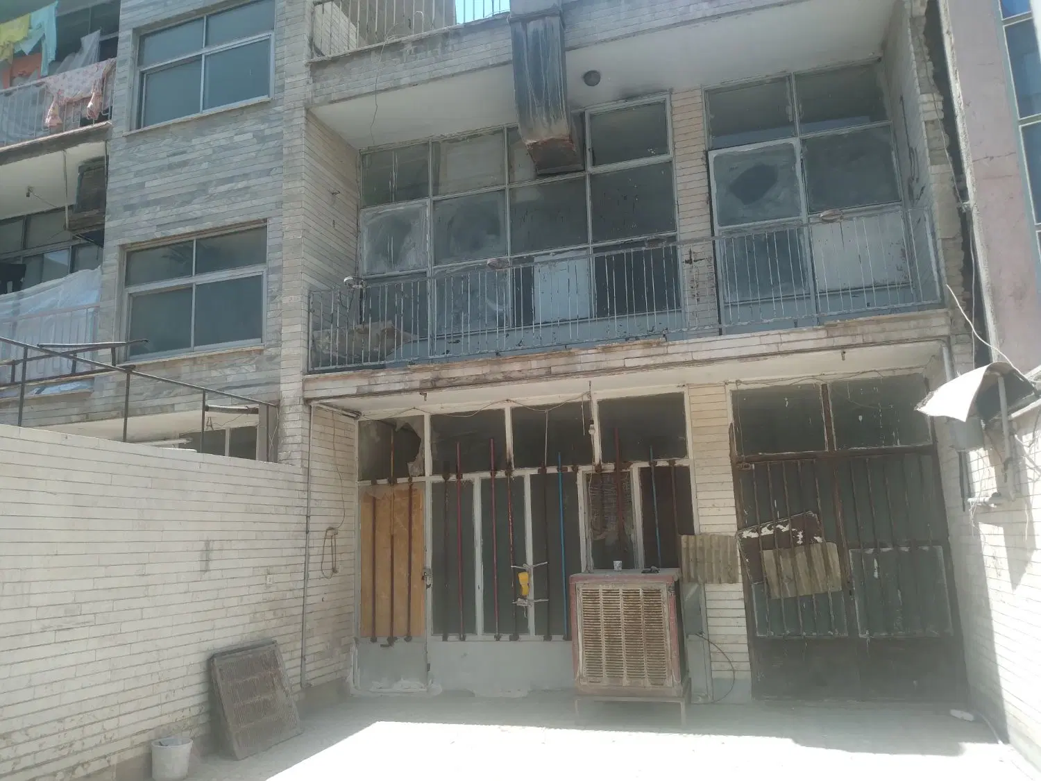 اجاره خانه قدیمی۱۲۶مترزمین جهت تولیدی شهرک ولیعصر