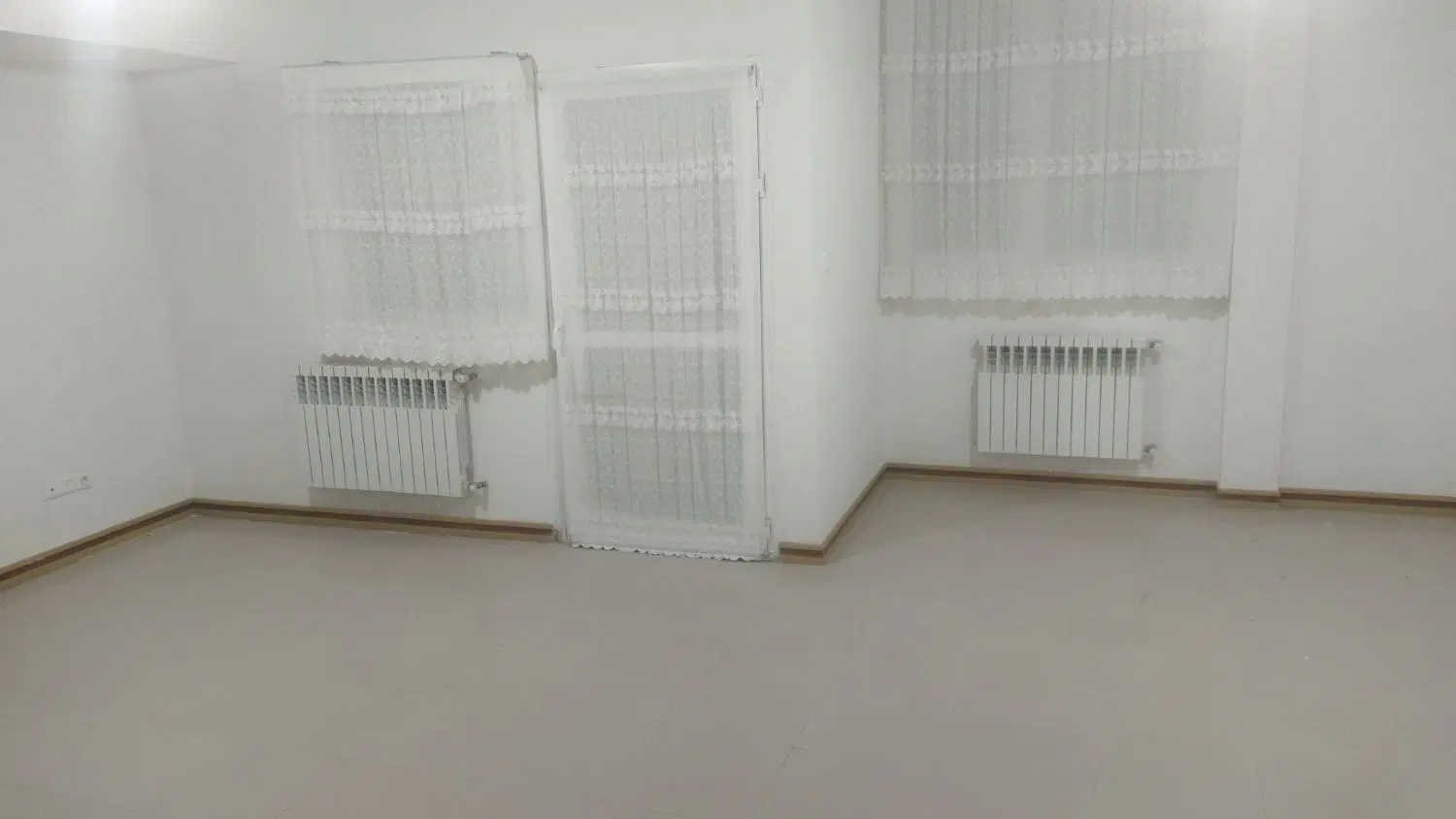 مسکن مهرپارکینگدارشیک