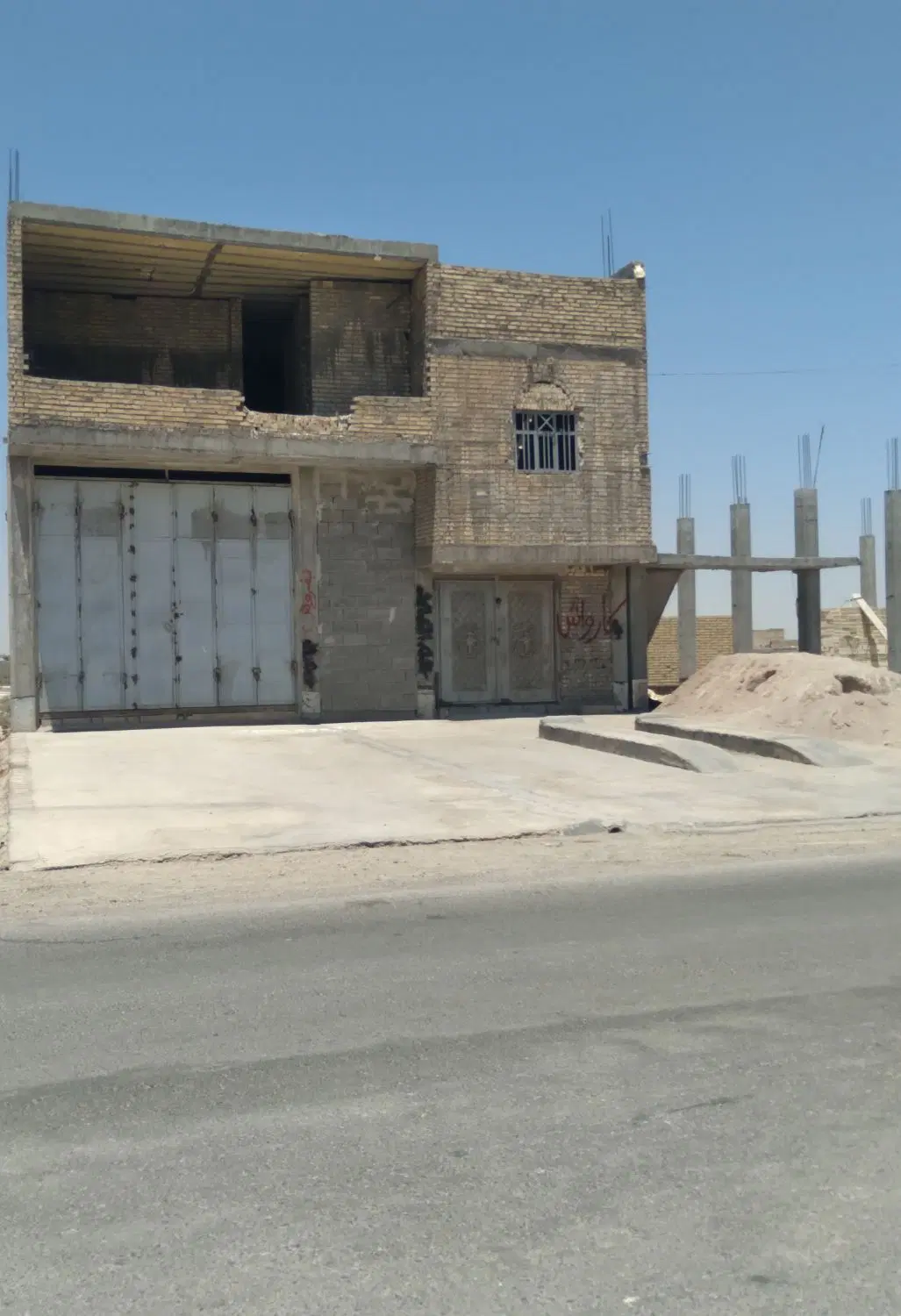 خانه بفروش میرسد