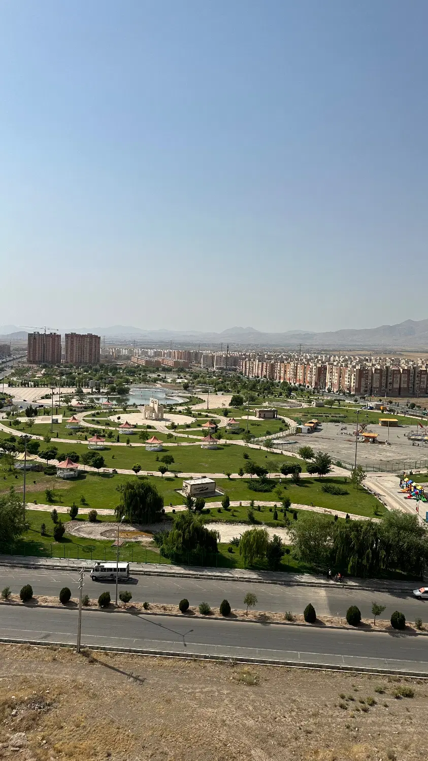 آپارتمان ۸۵ متری ترکیه مهرگان رو به پارک
