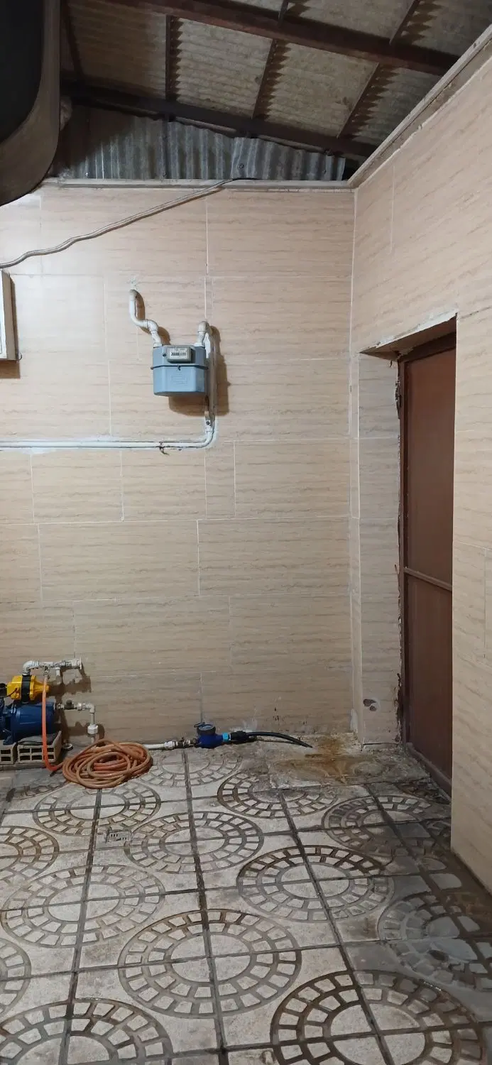 خانه حیاط دار ۶۵ متری قلعه میر