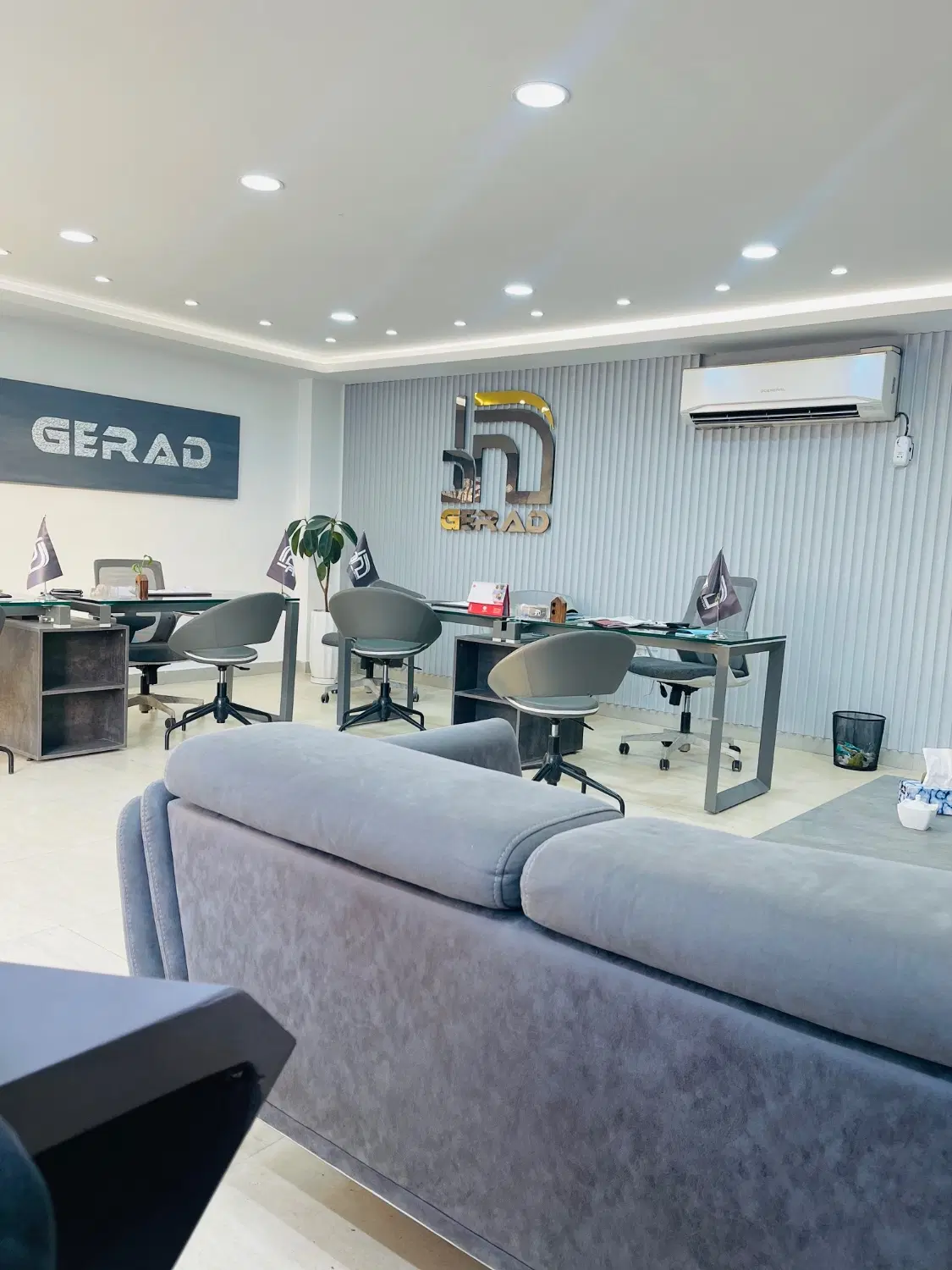 فروش یک خواب گلشهر جنوبی حکمت
