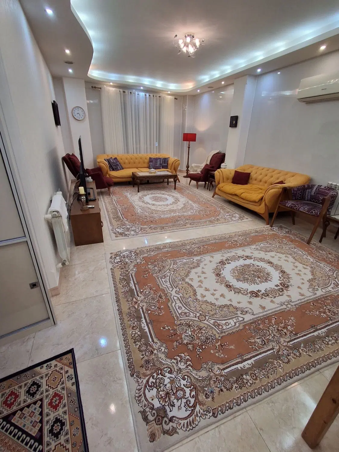 آپارتمان ۹۵ متری در بر اصلی خیابان مسیبی رشتیان