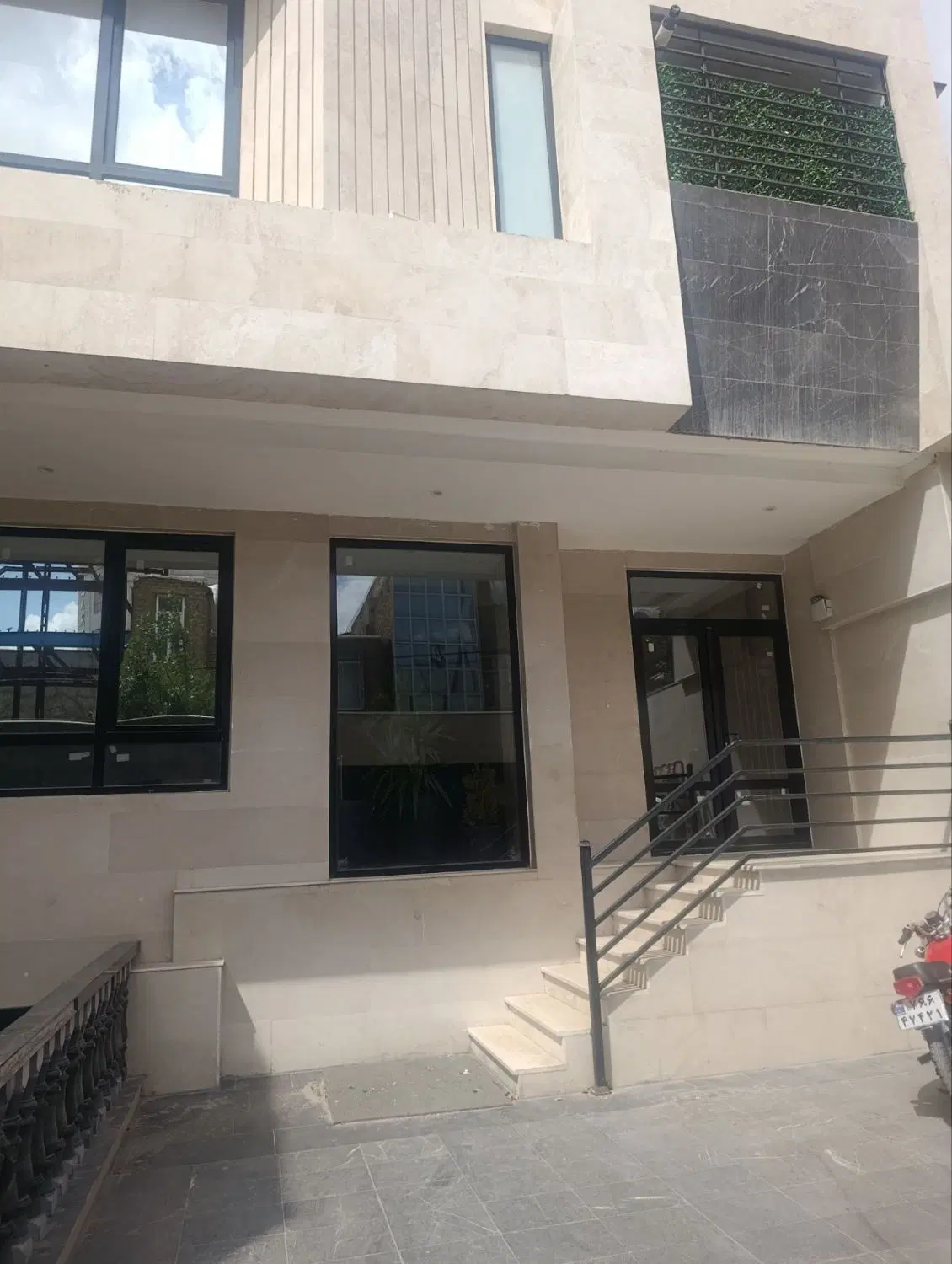 آپارتمان ۹۵ متری