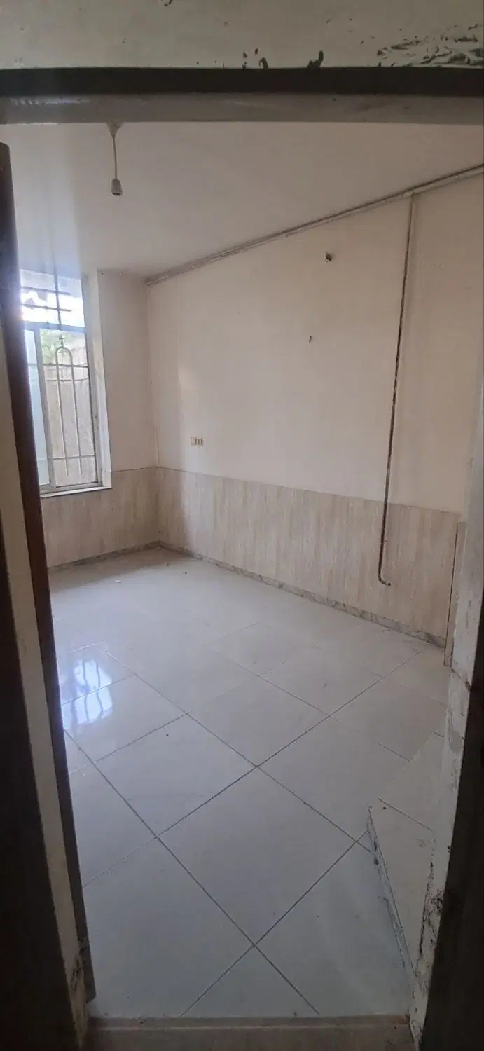 آپارتمان ۱۱۰متری واقع درتوس پارکینگ اختصاصی