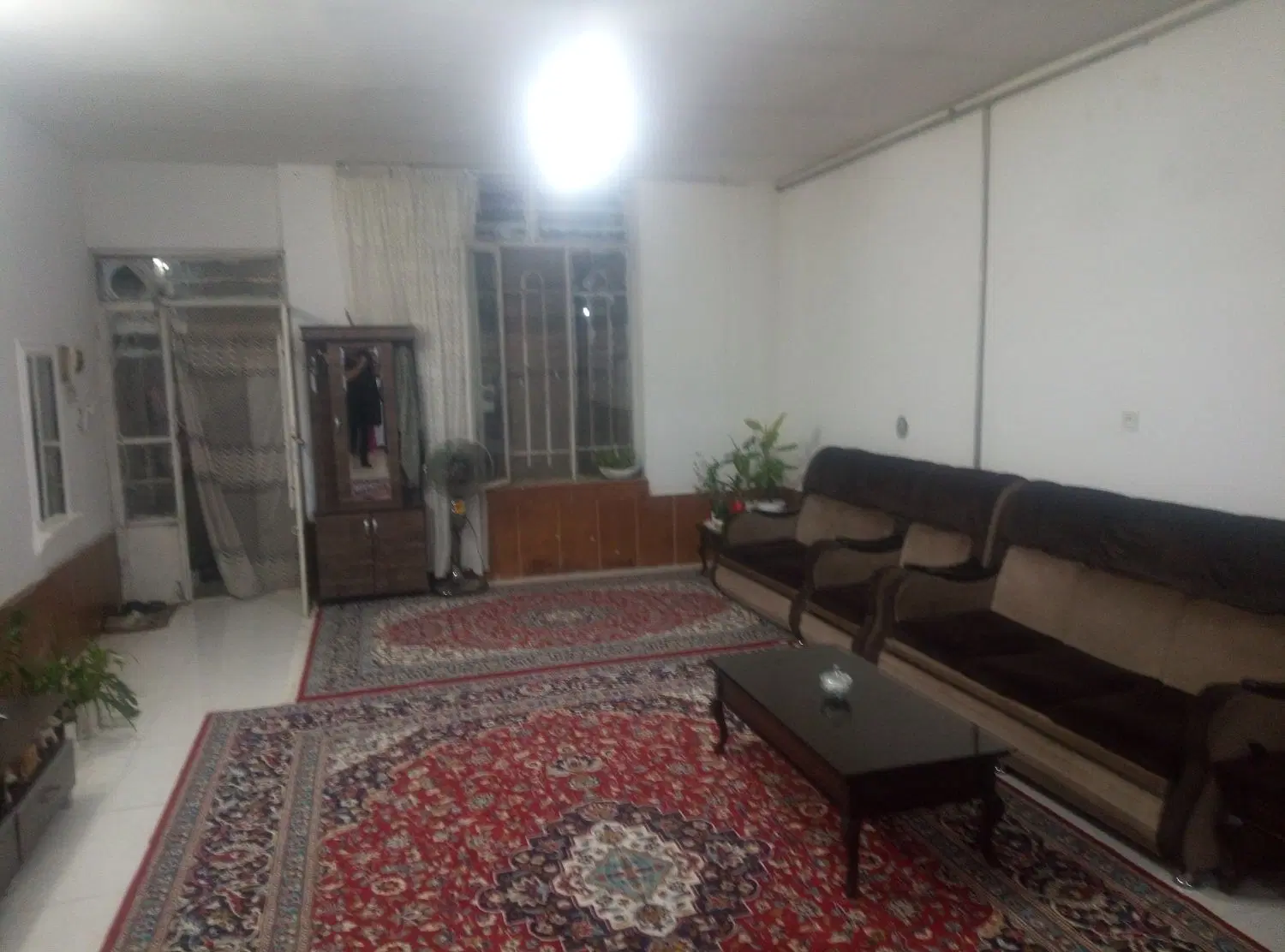 دربست ولی عصر10کوچه 4متری،سرامیک، ام دی اف